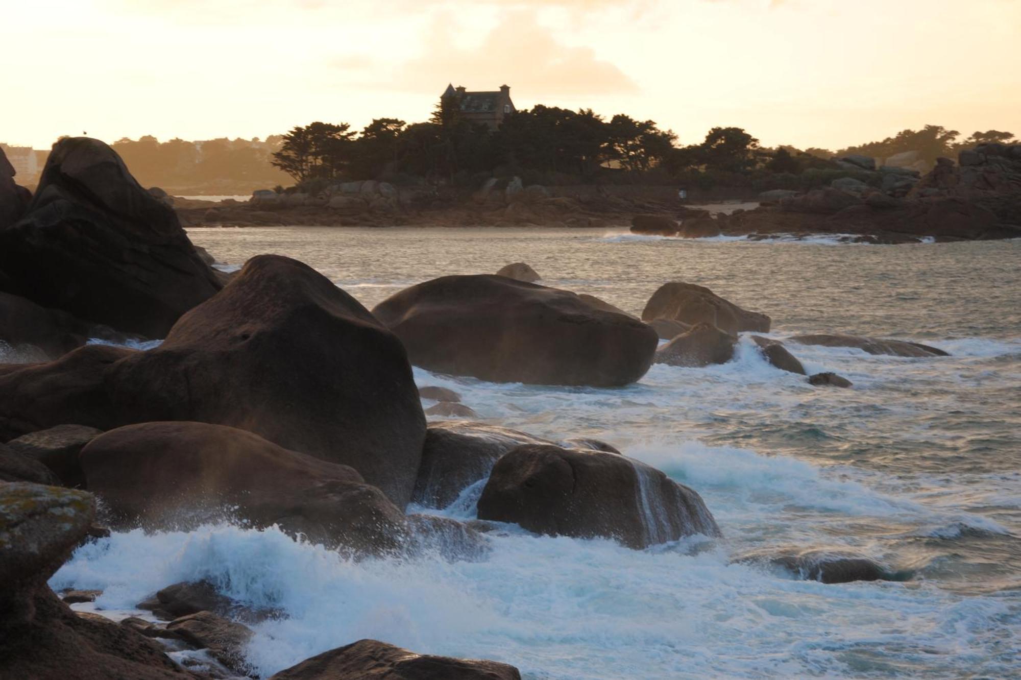 Logis Hermitage Perros-Guirec Bagian luar foto